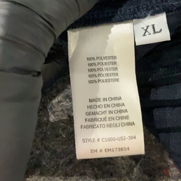 Cloth & Stone Sleeveless Halter Blouse Size XL Navy Blue Pleated - Picture 7 of 7